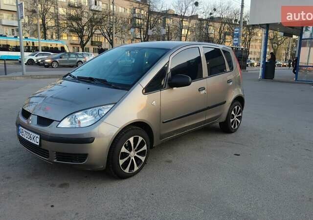 Сірий Міцубісі Кольт, об'ємом двигуна 1.33 л та пробігом 160 тис. км за 4500 $, фото 10 на Automoto.ua
