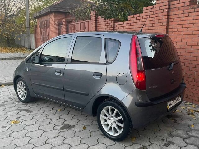 Сірий Міцубісі Кольт, об'ємом двигуна 1.3 л та пробігом 266 тис. км за 3600 $, фото 3 на Automoto.ua