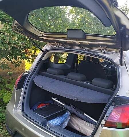 Серый Мицубиси Кольт, объемом двигателя 1.3 л и пробегом 220 тыс. км за 6900 $, фото 13 на Automoto.ua