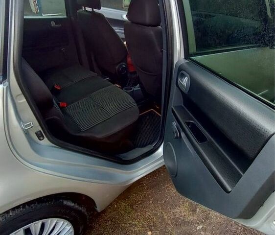 Сірий Міцубісі Кольт, об'ємом двигуна 1.3 л та пробігом 266 тис. км за 4000 $, фото 7 на Automoto.ua