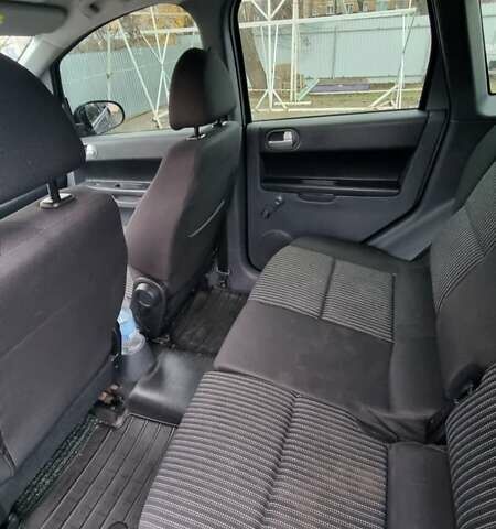 Сірий Міцубісі Кольт, об'ємом двигуна 1.33 л та пробігом 143 тис. км за 4300 $, фото 5 на Automoto.ua