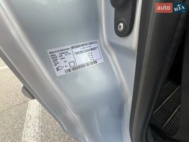 Сірий Міцубісі Кольт, об'ємом двигуна 1.33 л та пробігом 237 тис. км за 4450 $, фото 5 на Automoto.ua