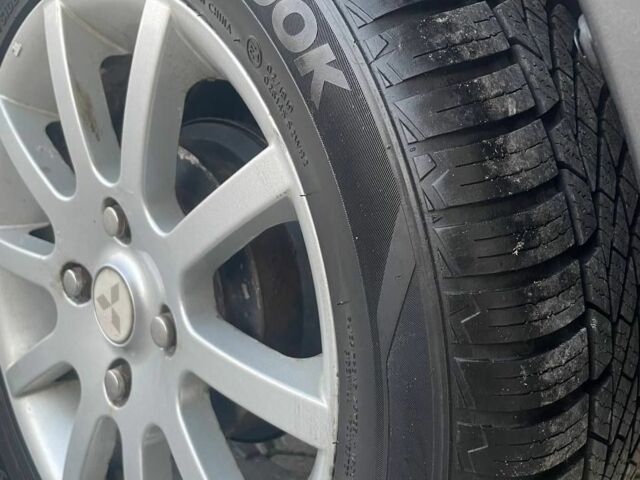 Сірий Міцубісі Кольт, об'ємом двигуна 1.3 л та пробігом 266 тис. км за 3600 $, фото 10 на Automoto.ua