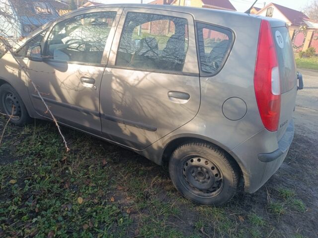 Серый Мицубиси Кольт, объемом двигателя 1.3 л и пробегом 147 тыс. км за 3850 $, фото 4 на Automoto.ua