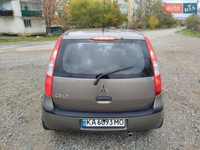Міцубісі Кольт 2008 у Первомайськ на Automoto.ua Сірий Міцубісі Кольт, об'ємом двигуна 1.33 л та пробігом 188 тис. км за 4000 $, фото 10 на Automoto.ua