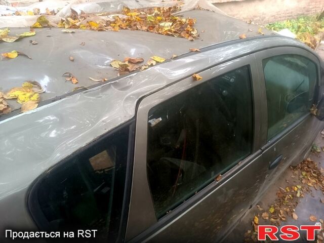 Сірий Міцубісі Кольт, об'ємом двигуна 1.3 л та пробігом 200 тис. км за 1299 $, фото 10 на Automoto.ua