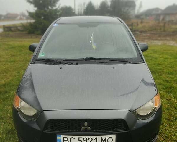 Сірий Міцубісі Кольт, об'ємом двигуна 1.33 л та пробігом 382 тис. км за 3999 $, фото 6 на Automoto.ua
