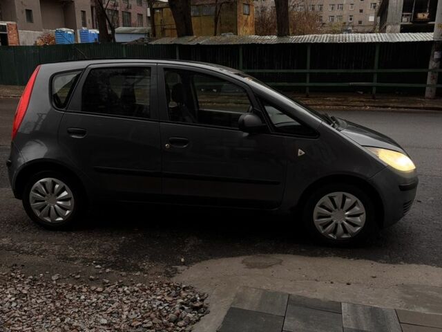 Сірий Міцубісі Кольт, об'ємом двигуна 1.3 л та пробігом 261 тис. км за 3500 $, фото 4 на Automoto.ua