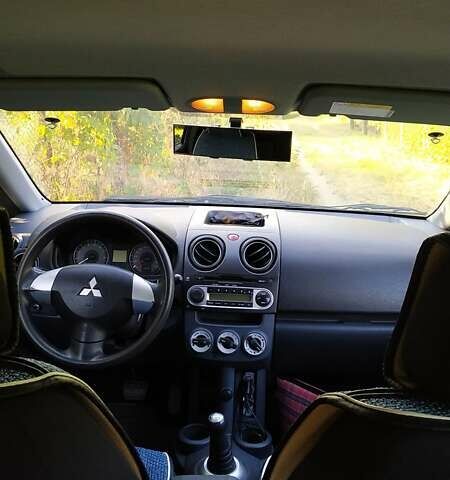 Серый Мицубиси Кольт, объемом двигателя 1.3 л и пробегом 220 тыс. км за 6900 $, фото 9 на Automoto.ua