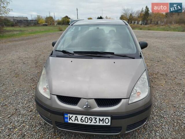 Міцубісі Кольт 2008 у Первомайськ на Automoto.ua Сірий Міцубісі Кольт, об'ємом двигуна 1.33 л та пробігом 188 тис. км за 4000 $, фото 4 на Automoto.ua