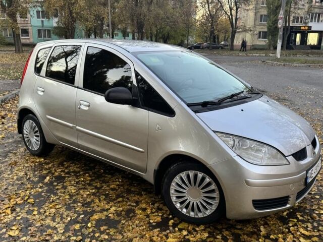 Сірий Міцубісі Кольт, об'ємом двигуна 1.3 л та пробігом 266 тис. км за 4000 $, фото 3 на Automoto.ua