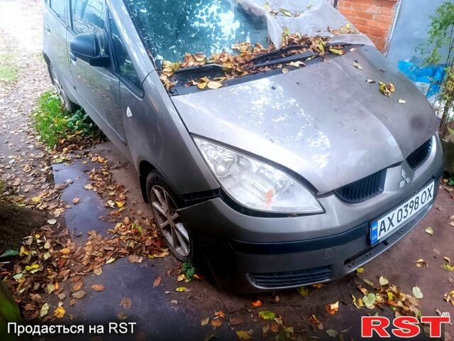 Сірий Міцубісі Кольт, об'ємом двигуна 1.3 л та пробігом 200 тис. км за 1299 $, фото 8 на Automoto.ua