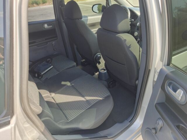 Сірий Міцубісі Кольт, об'ємом двигуна 1.3 л та пробігом 220 тис. км за 3800 $, фото 4 на Automoto.ua