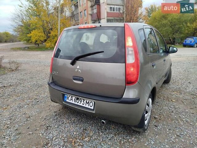 Міцубісі Кольт 2008 у Первомайськ на Automoto.ua Сірий Міцубісі Кольт, об'ємом двигуна 1.33 л та пробігом 188 тис. км за 4000 $, фото 1 на Automoto.ua
