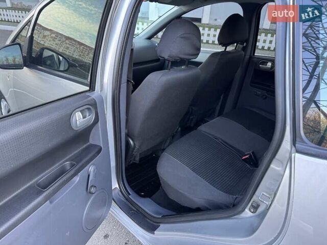 Серый Мицубиси Кольт, объемом двигателя 1.33 л и пробегом 143 тыс. км за 4500 $, фото 10 на Automoto.ua