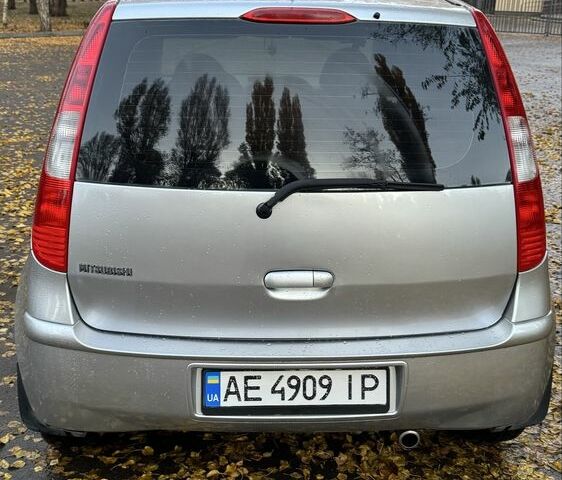 Сірий Міцубісі Кольт, об'ємом двигуна 1.3 л та пробігом 266 тис. км за 4000 $, фото 5 на Automoto.ua