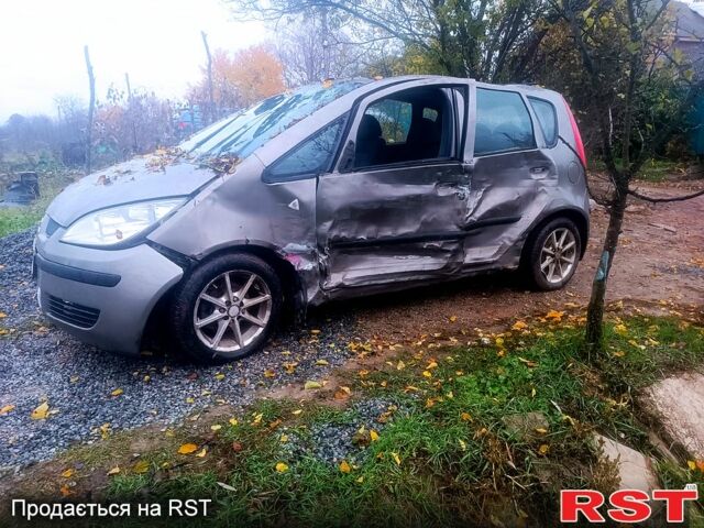 Сірий Міцубісі Кольт, об'ємом двигуна 1.3 л та пробігом 200 тис. км за 1299 $, фото 4 на Automoto.ua
