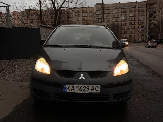 Сірий Міцубісі Кольт, об'ємом двигуна 1.3 л та пробігом 261 тис. км за 3500 $, фото 1 на Automoto.ua