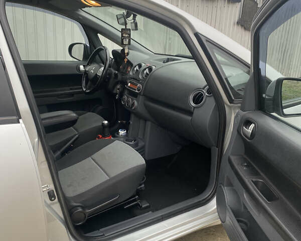 Сірий Міцубісі Кольт, об'ємом двигуна 1.33 л та пробігом 170 тис. км за 6900 $, фото 12 на Automoto.ua