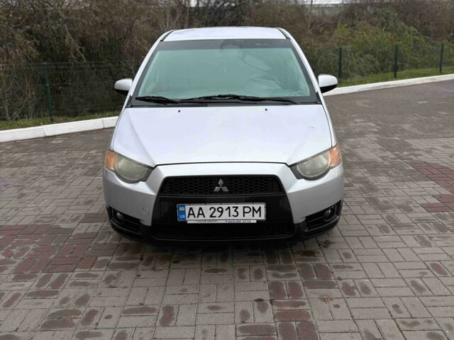 Сірий Міцубісі Кольт, об'ємом двигуна 1.3 л та пробігом 236 тис. км за 2700 $, фото 1 на Automoto.ua