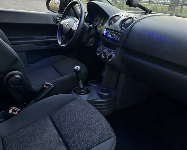 Сірий Міцубісі Кольт, об'ємом двигуна 1.12 л та пробігом 107 тис. км за 5200 $, фото 19 на Automoto.ua