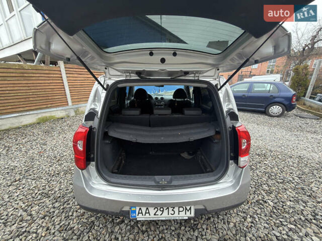 Серый Мицубиси Кольт, объемом двигателя 1.33 л и пробегом 170 тыс. км за 3300 $, фото 14 на Automoto.ua