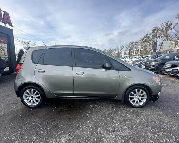 Серый Мицубиси Кольт, объемом двигателя 1.33 л и пробегом 203 тыс. км за 4500 $, фото 4 на Automoto.ua