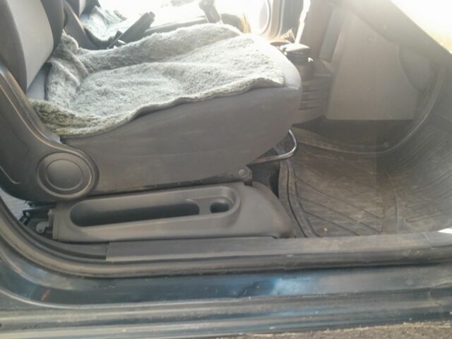 Серый Мицубиси Кольт, объемом двигателя 1.3 л и пробегом 110 тыс. км за 4200 $, фото 10 на Automoto.ua