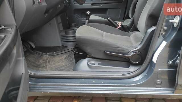 Сірий Міцубісі Кольт, об'ємом двигуна 1.33 л та пробігом 158 тис. км за 4500 $, фото 6 на Automoto.ua