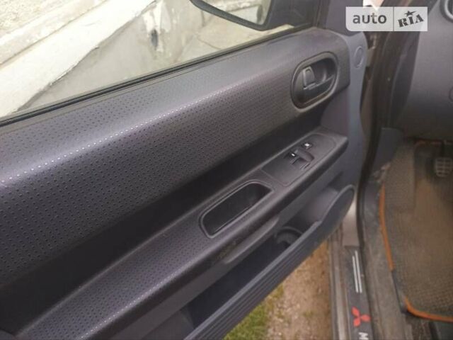 Міцубісі Кольт 2009 у Львові на Automoto.ua Сірий Міцубісі Кольт, об'ємом двигуна 1.33 л та пробігом 96 тис. км за 5100 $, фото 4 на Automoto.ua
