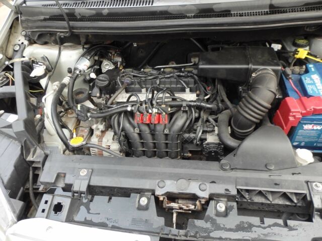 Серый Мицубиси Кольт, объемом двигателя 1.3 л и пробегом 214 тыс. км за 5093 $, фото 4 на Automoto.ua