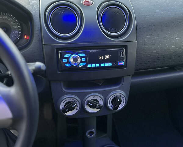 Сірий Міцубісі Кольт, об'ємом двигуна 1.12 л та пробігом 107 тис. км за 5200 $, фото 16 на Automoto.ua