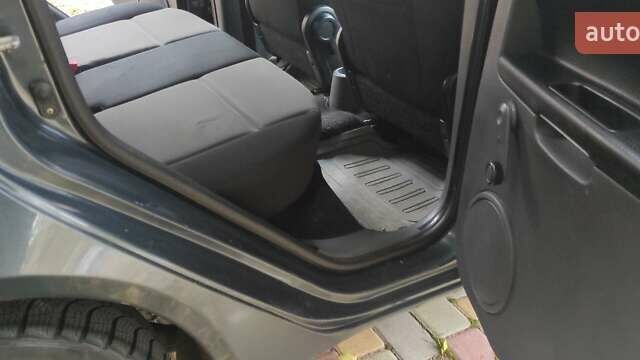 Сірий Міцубісі Кольт, об'ємом двигуна 1.33 л та пробігом 158 тис. км за 4500 $, фото 1 на Automoto.ua