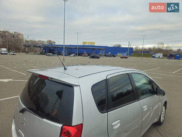Серый Мицубиси Кольт, объемом двигателя 1.33 л и пробегом 234 тыс. км за 2999 $, фото 5 на Automoto.ua