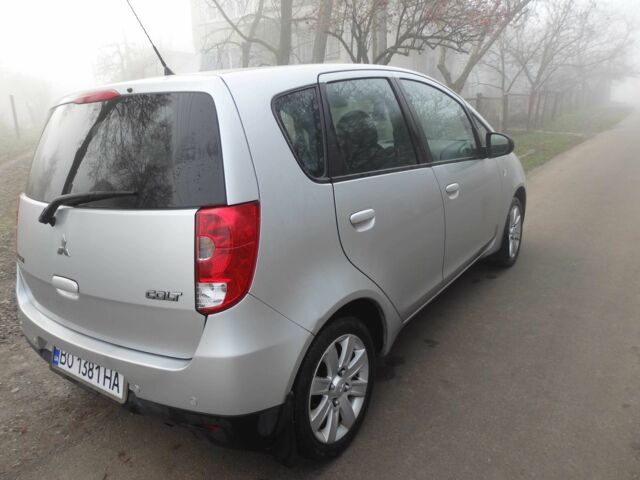 Серый Мицубиси Кольт, объемом двигателя 1.3 л и пробегом 214 тыс. км за 5093 $, фото 1 на Automoto.ua