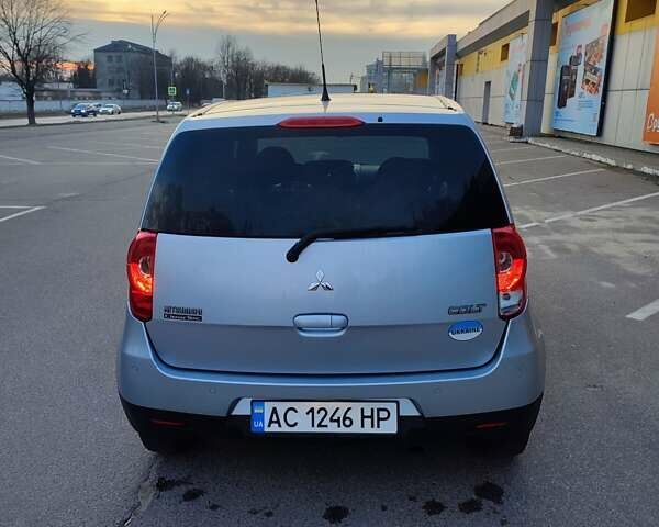 Серый Мицубиси Кольт, объемом двигателя 1.3 л и пробегом 150 тыс. км за 3750 $, фото 18 на Automoto.ua
