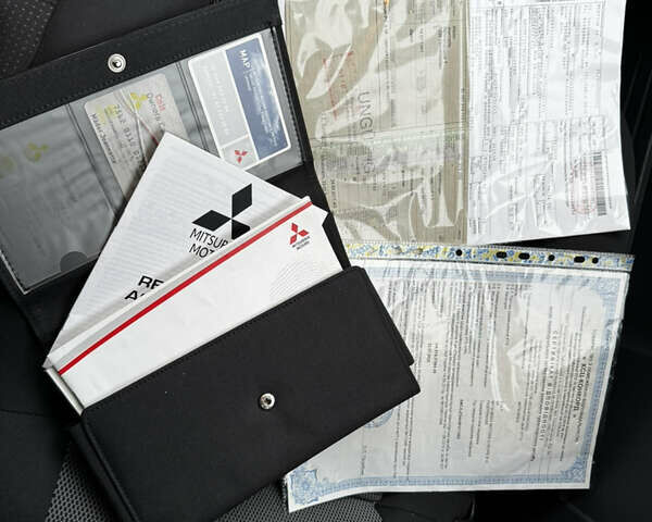 Сірий Міцубісі Кольт, об'ємом двигуна 1.33 л та пробігом 158 тис. км за 7500 $, фото 23 на Automoto.ua