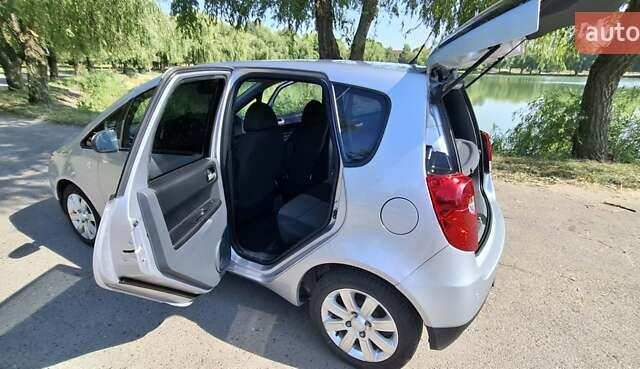 Мицубиси Кольт 2011 в Ровно на Automoto.ua Серый Мицубиси Кольт, объемом двигателя 1.33 л и пробегом 210 тыс. км за 6400 $, фото 4 на Automoto.ua