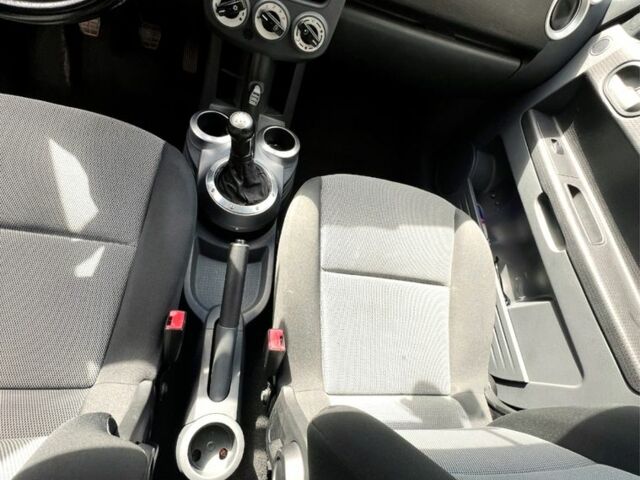 Мицубиси Кольт 2011 в Здолбунове на Automoto.ua Серый Мицубиси Кольт, объемом двигателя 1.3 л и пробегом 200 тыс. км за 4600 $, фото 4 на Automoto.ua