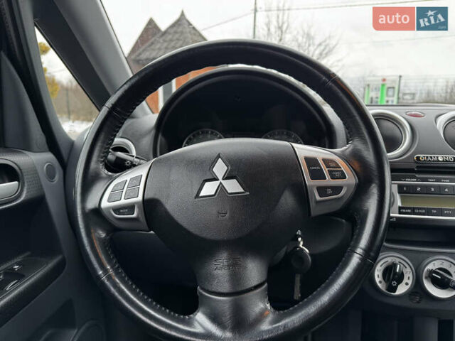 Сірий Міцубісі Кольт, об'ємом двигуна 1.33 л та пробігом 158 тис. км за 7500 $, фото 26 на Automoto.ua