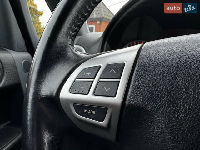 Сірий Міцубісі Кольт, об'ємом двигуна 1.33 л та пробігом 158 тис. км за 7500 $, фото 27 на Automoto.ua
