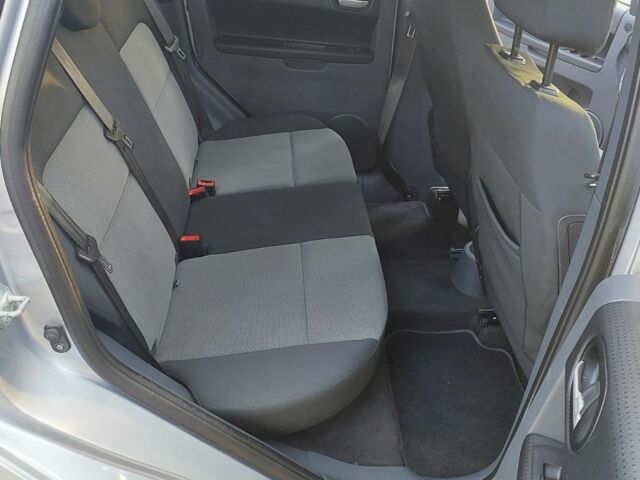 Серый Мицубиси Кольт, объемом двигателя 1.3 л и пробегом 150 тыс. км за 3999 $, фото 14 на Automoto.ua