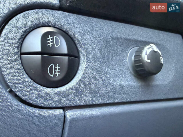 Мицубиси Кольт 2012 в Черновцах на Automoto.ua Серый Мицубиси Кольт, объемом двигателя 1.33 л и пробегом 127 тыс. км за 7200 $, фото 30 на Automoto.ua