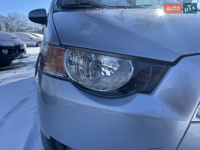 Серый Мицубиси Кольт, объемом двигателя 1.33 л и пробегом 108 тыс. км за 6990 $, фото 9 на Automoto.ua