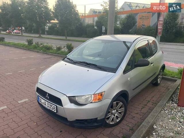 Сірий Міцубісі Кольт, об'ємом двигуна 1.1 л та пробігом 140 тис. км за 2478 $, фото 3 на Automoto.ua