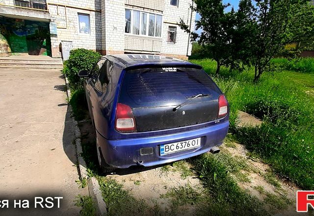 Синий Мицубиси Кольт, объемом двигателя 1.3 л и пробегом 350 тыс. км за 1000 $, фото 3 на Automoto.ua