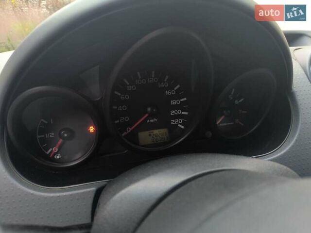 Синій Міцубісі Кольт, об'ємом двигуна 1.12 л та пробігом 106 тис. км за 3450 $, фото 1 на Automoto.ua