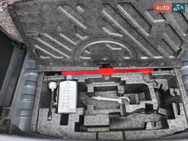 Синій Міцубісі Кольт, об'ємом двигуна 1.12 л та пробігом 106 тис. км за 3450 $, фото 16 на Automoto.ua