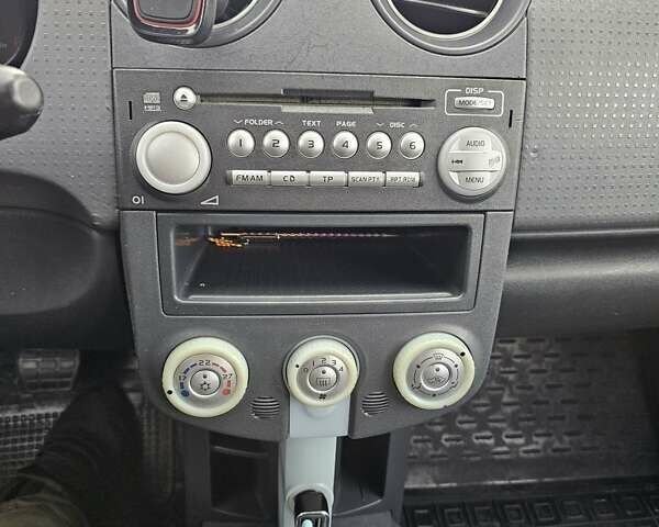 Синій Міцубісі Кольт, об'ємом двигуна 1.33 л та пробігом 170 тис. км за 4500 $, фото 11 на Automoto.ua