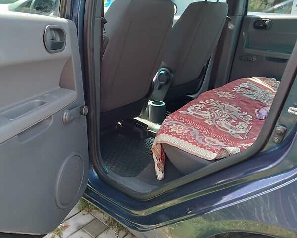 Синій Міцубісі Кольт, об'ємом двигуна 1.1 л та пробігом 106 тис. км за 3500 $, фото 5 на Automoto.ua